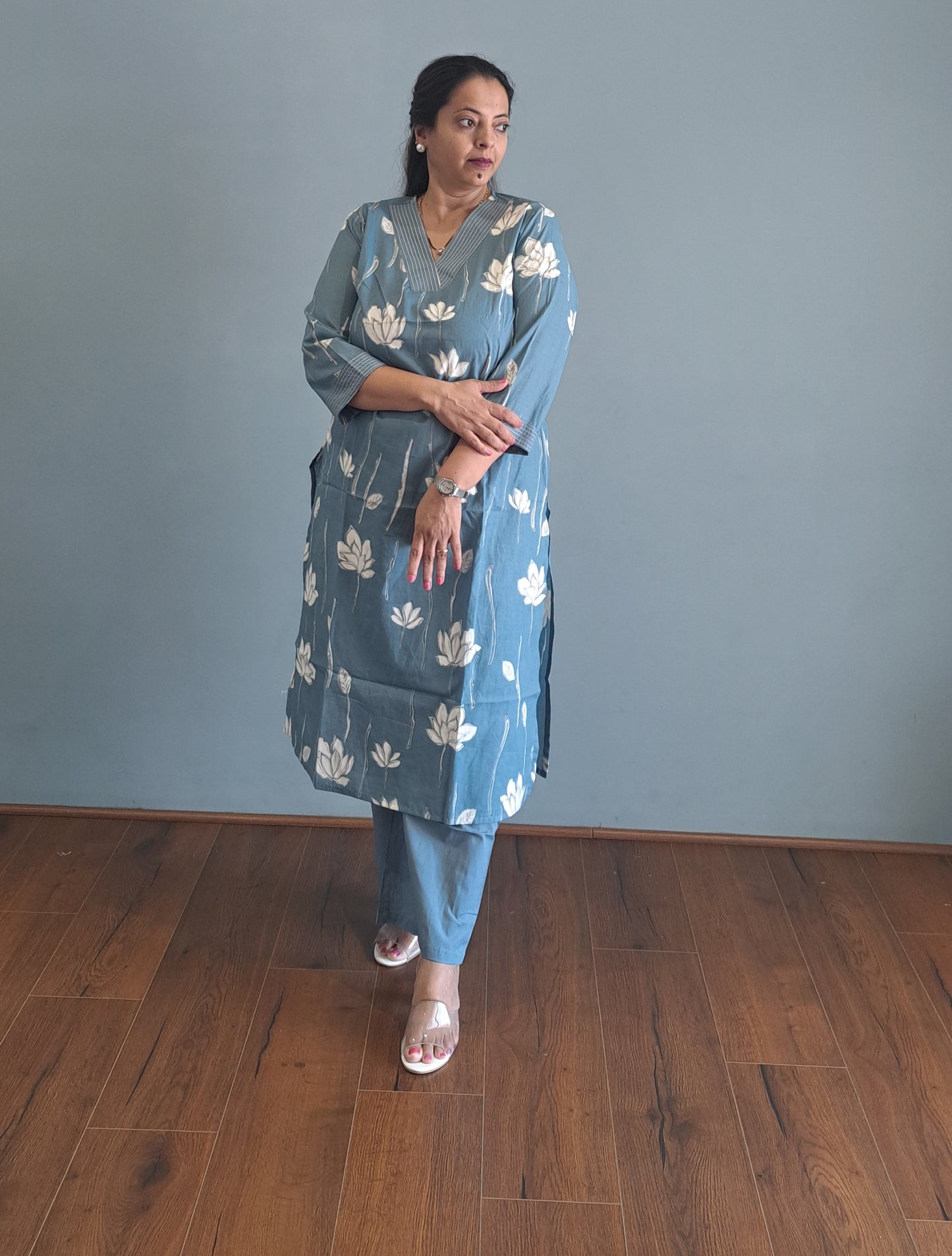 Blue Floral Cotton kurta pant