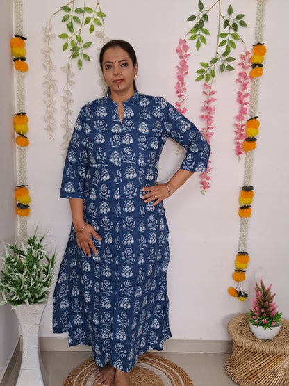 Blossom Breeze: Blue and White Floral Long Kurti