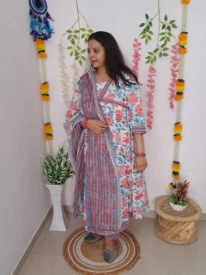 Floral Bliss: Pink Pure Cotton Alia Cut Kurta Pant and Dupatta Set