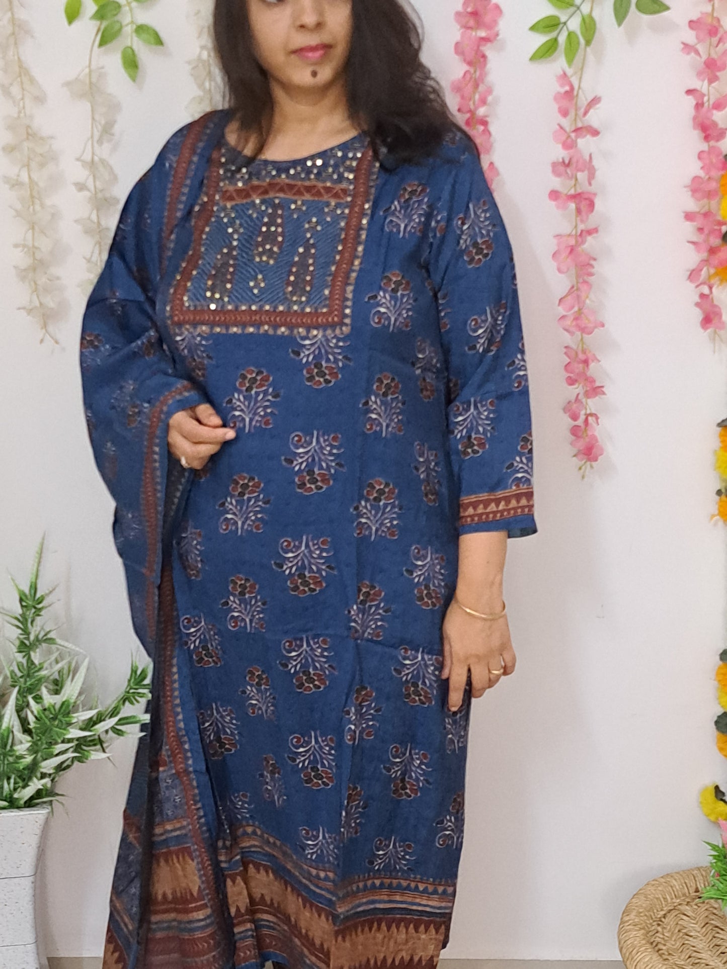 Azure Allure: Pure Muslin Ajarakh Print Dupatta Set