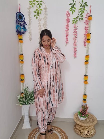 Cream Dream: Muslin Tie and Dye Kurta with Hem Cuffed Pant Set