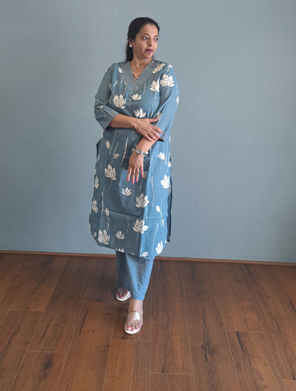 Blue Floral Cotton kurta pant