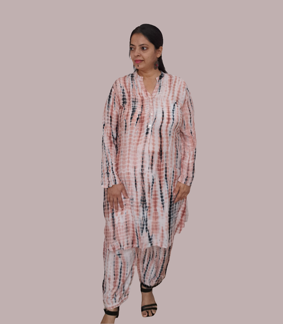 Cream Dream: Muslin Tie and Dye Kurta with Hem Cuffed Pant Set