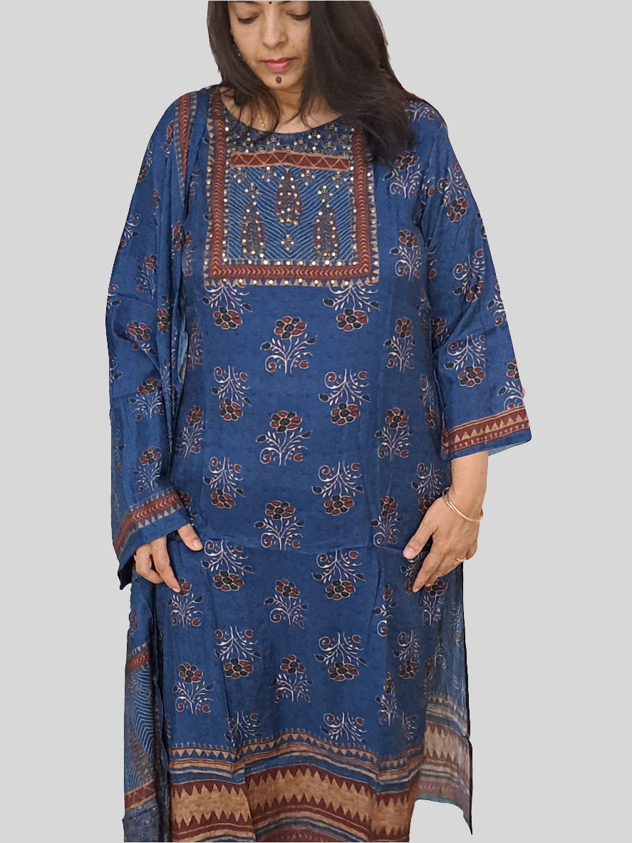 Azure Allure: Pure Muslin Ajarakh Print Dupatta Set