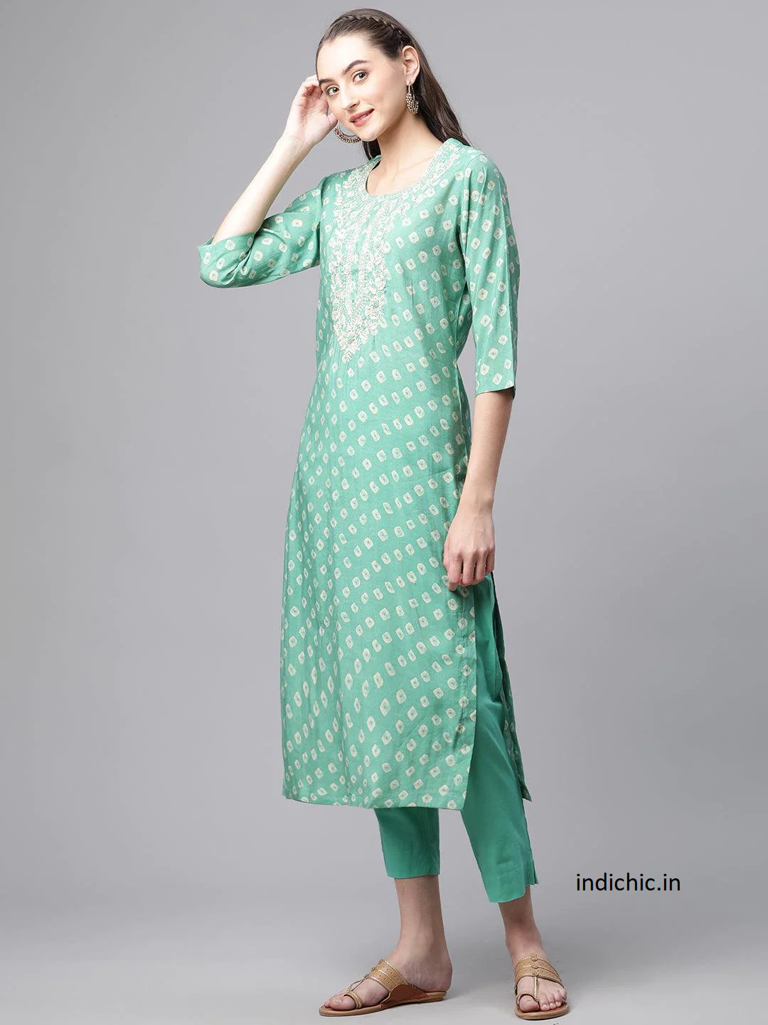 Verdant Grace: Green Chanderi Kurta Cotton Pant Set With Chiffon Leheriya Dupatta