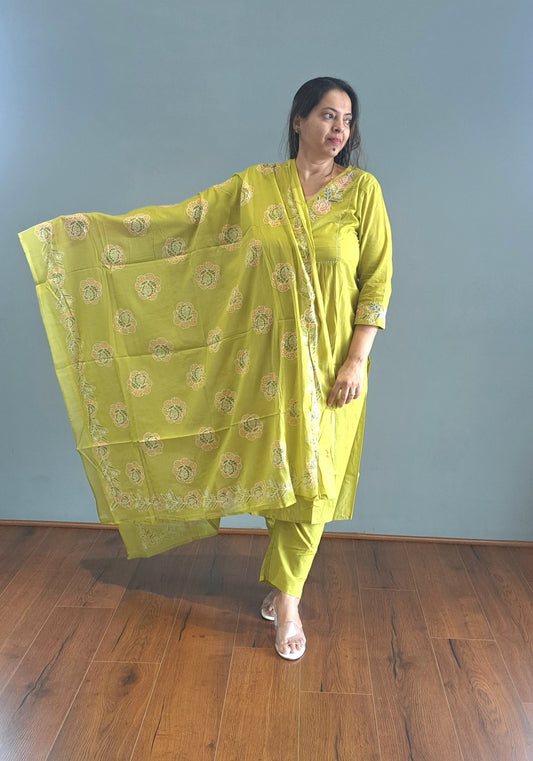 Neon green embroidered cotton suit set for woman