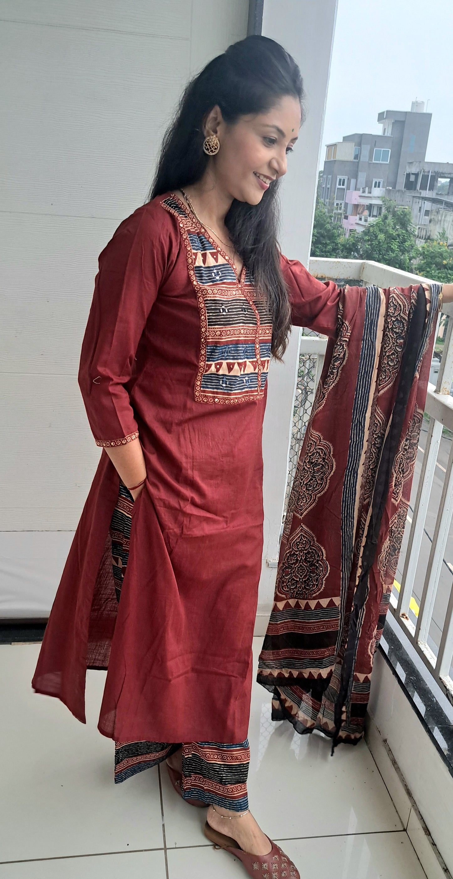 Coffee brown cotton suit set for woman